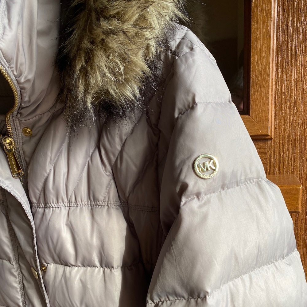 Michael Kors puffy coat with faux fur hood XL
